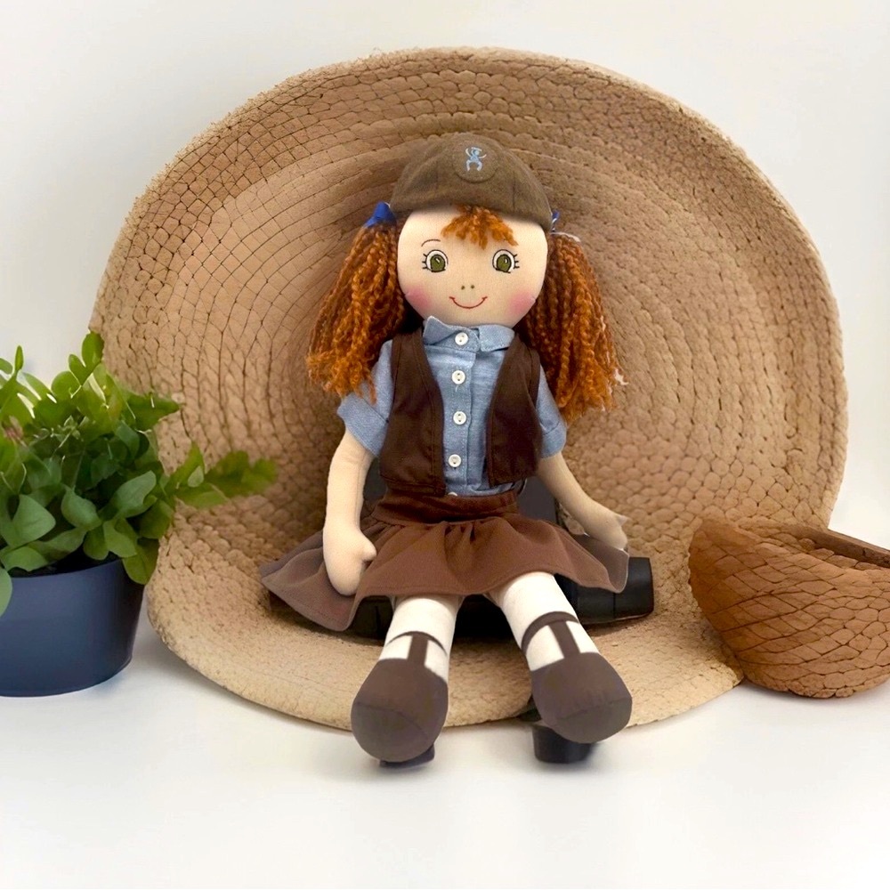 Hug Me Doll Light Skin 17.5” Girl Scout Brownie Red Hair Vintage RARE